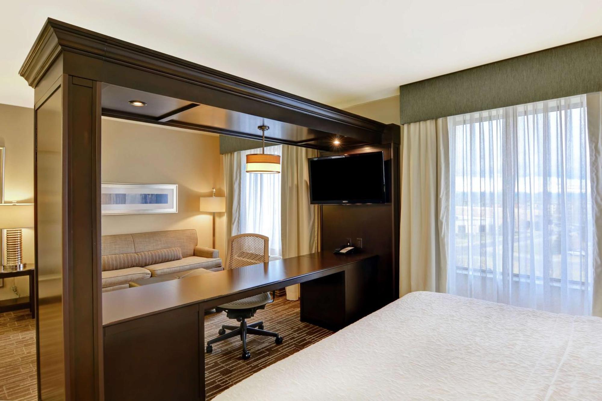 Hampton Inn & Suites Denver Airport / Gateway Park Aurora Exterior photo